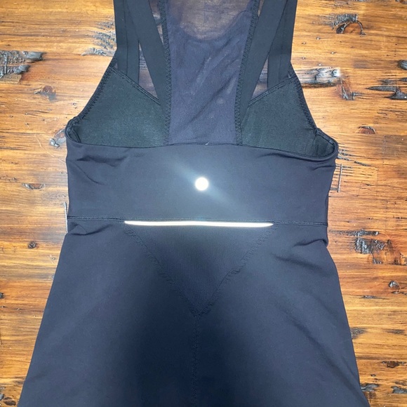 Lululemon Running In The City Tank - Picture 5 of 6